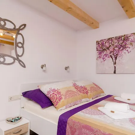 Apartment Lavender Garden - Ground Floor - 1